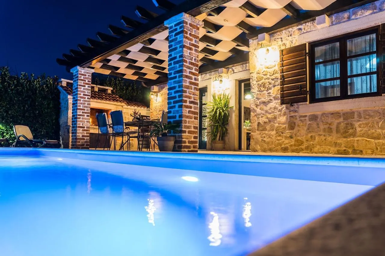 Holiday Home Sandra Sukosan كرواتيا